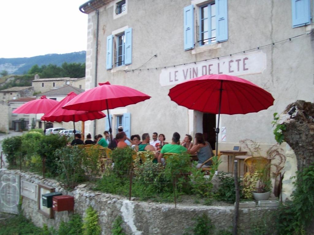 Le Vin De L'Ete Bed & Breakfast Ponet-et-Saint-Auban Dış mekan fotoğraf